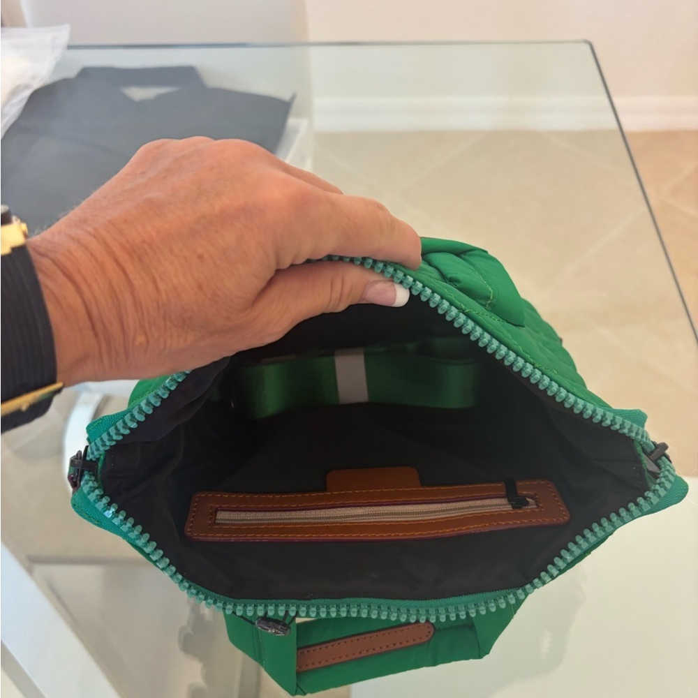 Green Quilted Women's Bag - Picture 6 of 7